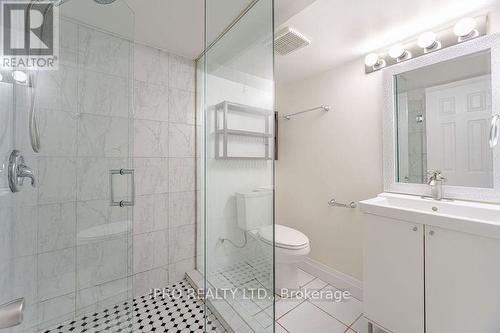 3050 Lenester Drive, Mississauga, ON - Indoor Photo Showing Bathroom