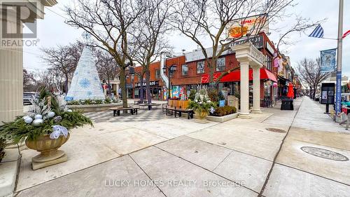 484 Danforth Avenue, Toronto, ON 