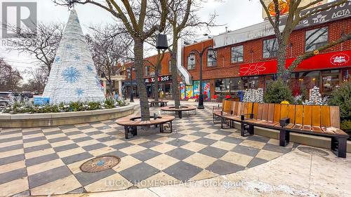 484 Danforth Avenue, Toronto, ON 