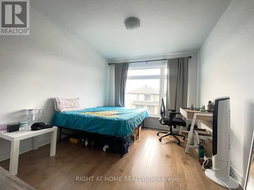 405 Cornice Street, Ottawa, ON - Indoor Photo Showing Bedroom