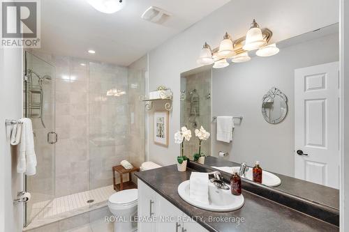 11 - 77 Avery Crescent, St. Catharines (456 - Oakdale), ON - Indoor Photo Showing Bathroom