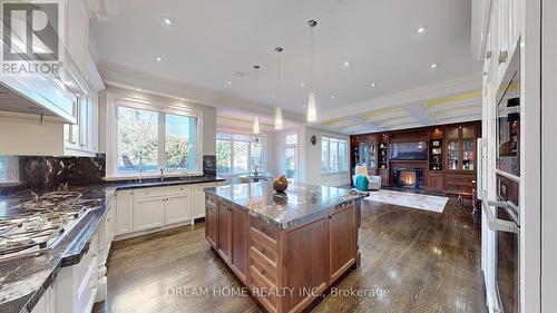 276 Dunview Avenue, Toronto, ON - Indoor Photo Showing Kitchen With Upgraded Kitchen