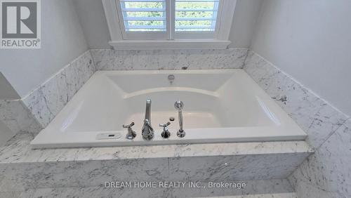 276 Dunview Avenue, Toronto, ON - Indoor Photo Showing Bathroom