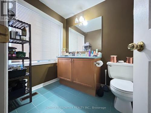 36 - 2555 Thomas Street, Mississauga, ON - Indoor Photo Showing Bathroom