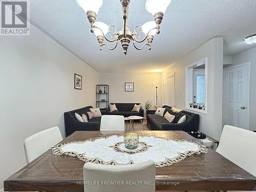 36 - 2555 Thomas Street, Mississauga, ON - Indoor Photo Showing Dining Room