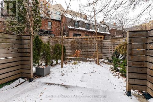 155 - 38 Howard Park Avenue, Toronto, ON - Outdoor