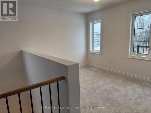 7 Amber Drive, Wasaga Beach, ON - Indoor Photo Showing Other Room