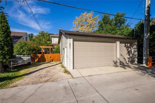 251 Duffield Street, Winnipeg, MB - Outdoor With Exterior