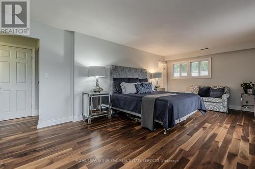 112 Hillcrest Avenue, Hamilton, ON - Indoor Photo Showing Bedroom