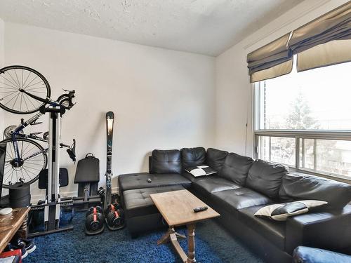 Living room - 996  - 1002 Rue Riverview, Montréal (Verdun/Île-Des-Soeurs), QC - Indoor Photo Showing Living Room