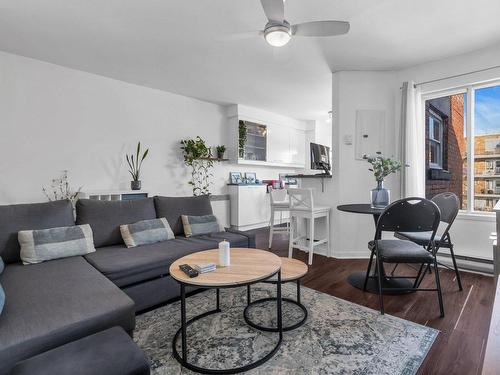 Living room - 2637  - 2639 Rue Joliette, Montréal (Mercier/Hochelaga-Maisonneuve), QC - Indoor Photo Showing Living Room