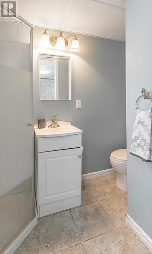 5 Glen Avenue, St. Catharines (458 - Western Hill), ON - Indoor Photo Showing Bathroom