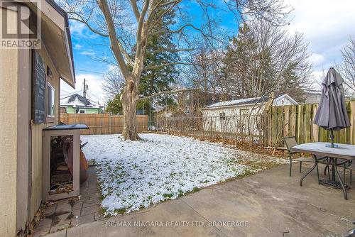 5 Glen Avenue, St. Catharines (458 - Western Hill), ON - Outdoor