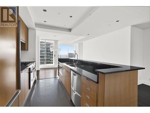 30X4 1077 W Cordova Street, Vancouver, BC - Indoor Photo Showing Kitchen With Double Sink With Upgraded Kitchen