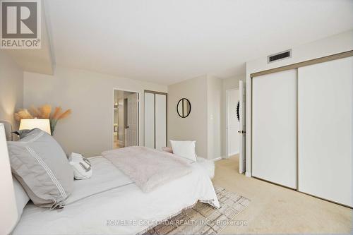 1002A - 5444 Yonge Street, Toronto, ON - Indoor Photo Showing Bedroom