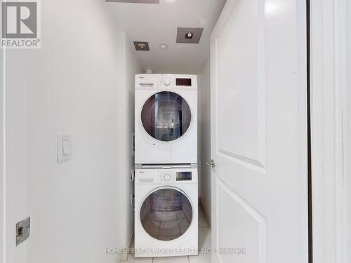 301 - 376 Highway 7 E, Richmond Hill, ON - Indoor Photo Showing Laundry Room