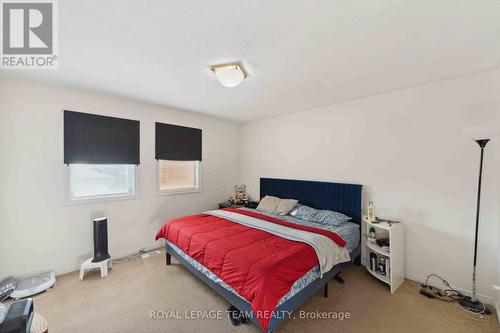 121 Ashpark Crescent, Ottawa, ON - Indoor Photo Showing Bedroom