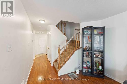 121 Ashpark Crescent, Ottawa, ON - Indoor Photo Showing Other Room