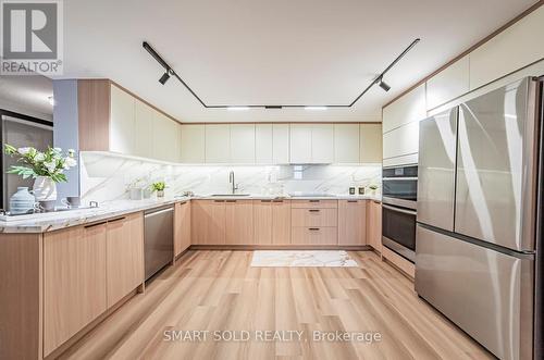 3201 - 10 Tangreen Court, Toronto, ON - Indoor Photo Showing Kitchen With Stainless Steel Kitchen