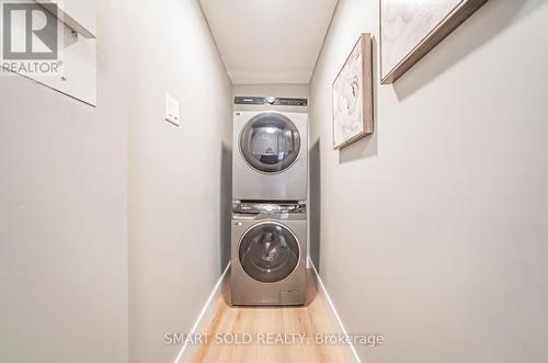 3201 - 10 Tangreen Court, Toronto, ON - Indoor Photo Showing Laundry Room