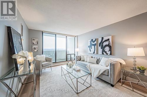 3201 - 10 Tangreen Court, Toronto, ON - Indoor Photo Showing Living Room