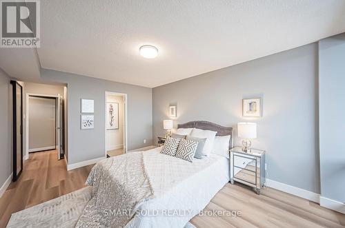 3201 - 10 Tangreen Court, Toronto, ON - Indoor Photo Showing Bedroom