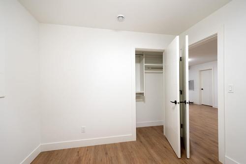 Lower Suite 20158 27A Avenue, Langley, BC - Indoor Photo Showing Other Room