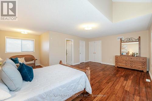 64 Edenbrook Hill Drive, Brampton, ON - Indoor Photo Showing Bedroom