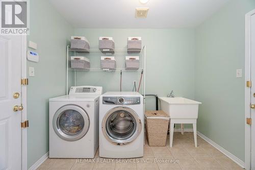 64 Edenbrook Hill Drive, Brampton, ON - Indoor Photo Showing Laundry Room