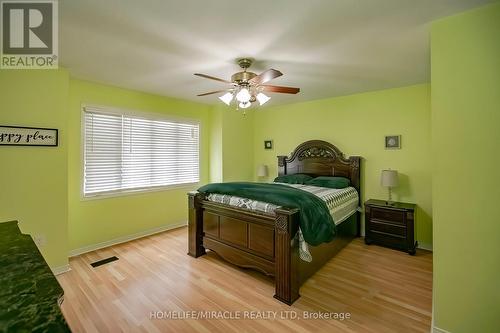 61 Lauraglen Crescent, Brampton, ON - Indoor Photo Showing Bedroom