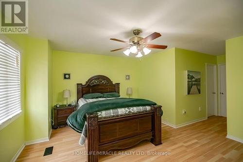 61 Lauraglen Crescent, Brampton, ON - Indoor Photo Showing Bedroom