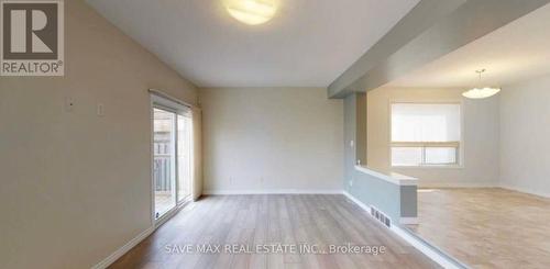 1418 Mickleborough Drive, London, ON - Indoor Photo Showing Other Room