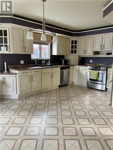 195 Carrie, Sturgeon Falls, ON - Indoor Photo Showing Kitchen