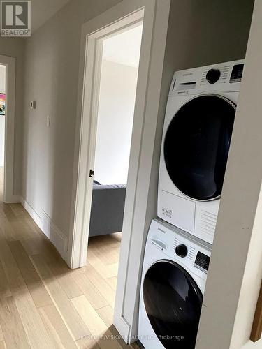 Room A - 15 Cobden Street, Toronto, ON - Indoor Photo Showing Laundry Room