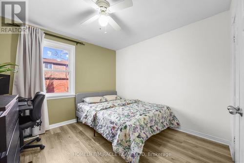 33 Winniett Street, Brantford, ON - Indoor Photo Showing Bedroom