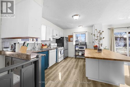 33 Winniett Street, Brantford, ON - Indoor Photo Showing Kitchen