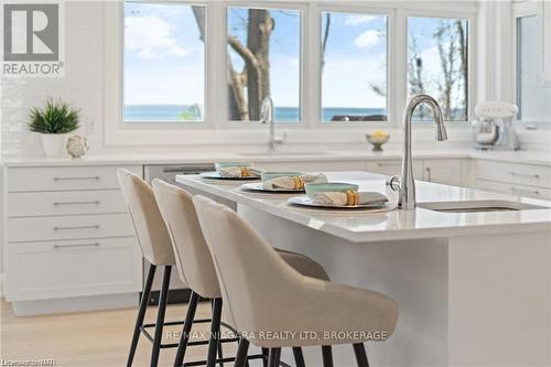 755 Lakeshore Road, Fort Erie, ON - Indoor Photo Showing Kitchen With Double Sink