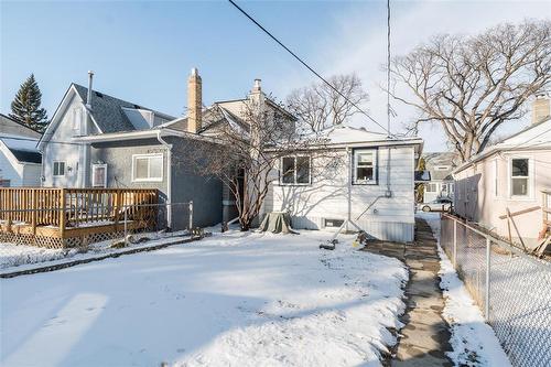 606 Rosedale Avenue, Winnipeg, MB - Outdoor