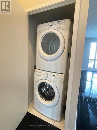 610 - 4011 Brickstone Mews, Mississauga, ON - Indoor Photo Showing Laundry Room