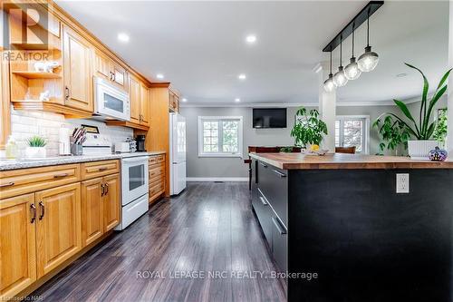 52078 Regional Road 24, Wainfleet, ON - Indoor Photo Showing Kitchen