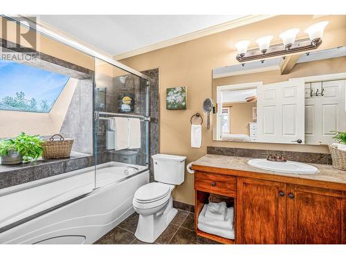 Ensuite - 3515 Ridge Boulevard, West Kelowna, BC - Indoor Photo Showing Bathroom