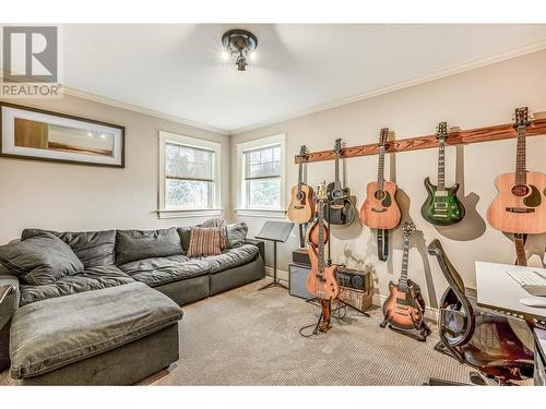 2nd Bedroom has full double closet - 3515 Ridge Boulevard, West Kelowna, BC - Indoor Photo Showing Living Room