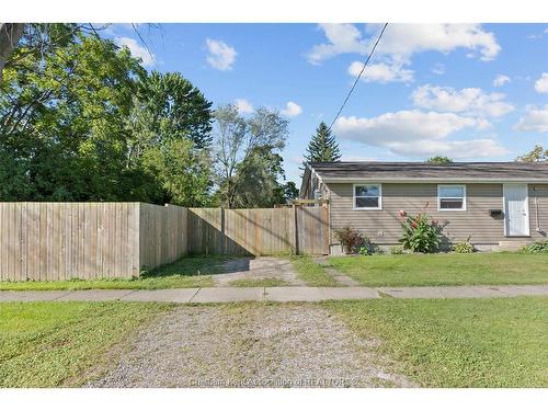 30 Wilkinson Street, Chatham, ON 