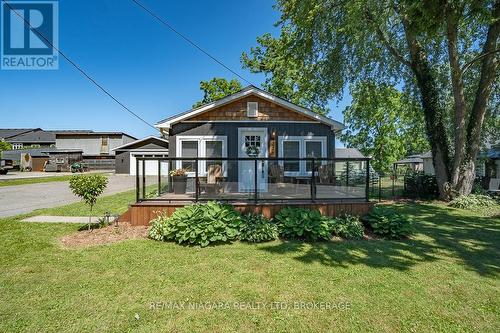 228 Ridgeway Road, Fort Erie, ON - Outdoor With Deck Patio Veranda