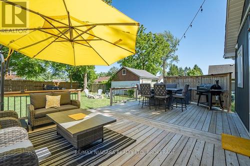 228 Ridgeway Road, Fort Erie, ON - Outdoor With Deck Patio Veranda With Exterior