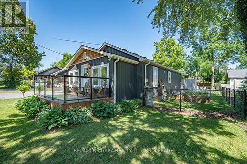 228 Ridgeway Road, Fort Erie, ON - Outdoor With Deck Patio Veranda