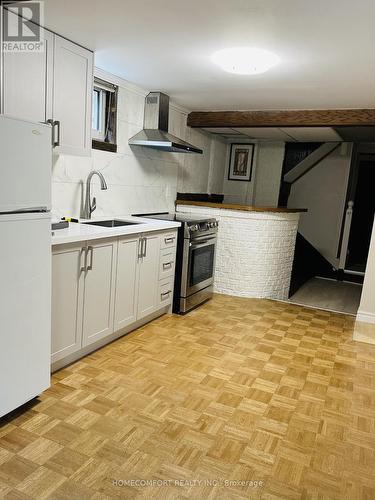 94 Birchmount Road, Toronto, ON - Indoor Photo Showing Kitchen