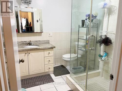 874 - 38 Tandridge Crescent, Toronto, ON - Indoor Photo Showing Bathroom