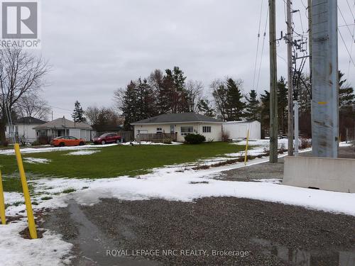 699 Gilmore Road, Fort Erie (331 - Bowen), ON - Outdoor