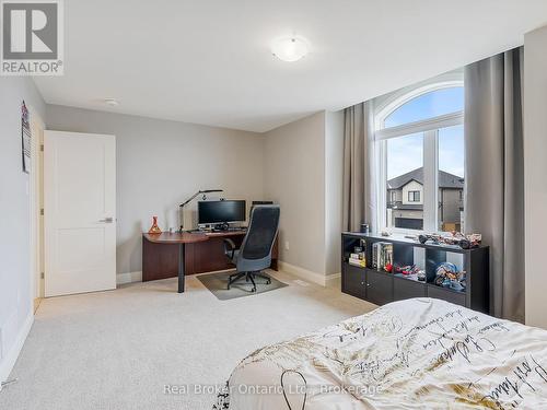 395 Klein Circle, Hamilton (Meadowlands), ON - Indoor Photo Showing Bedroom